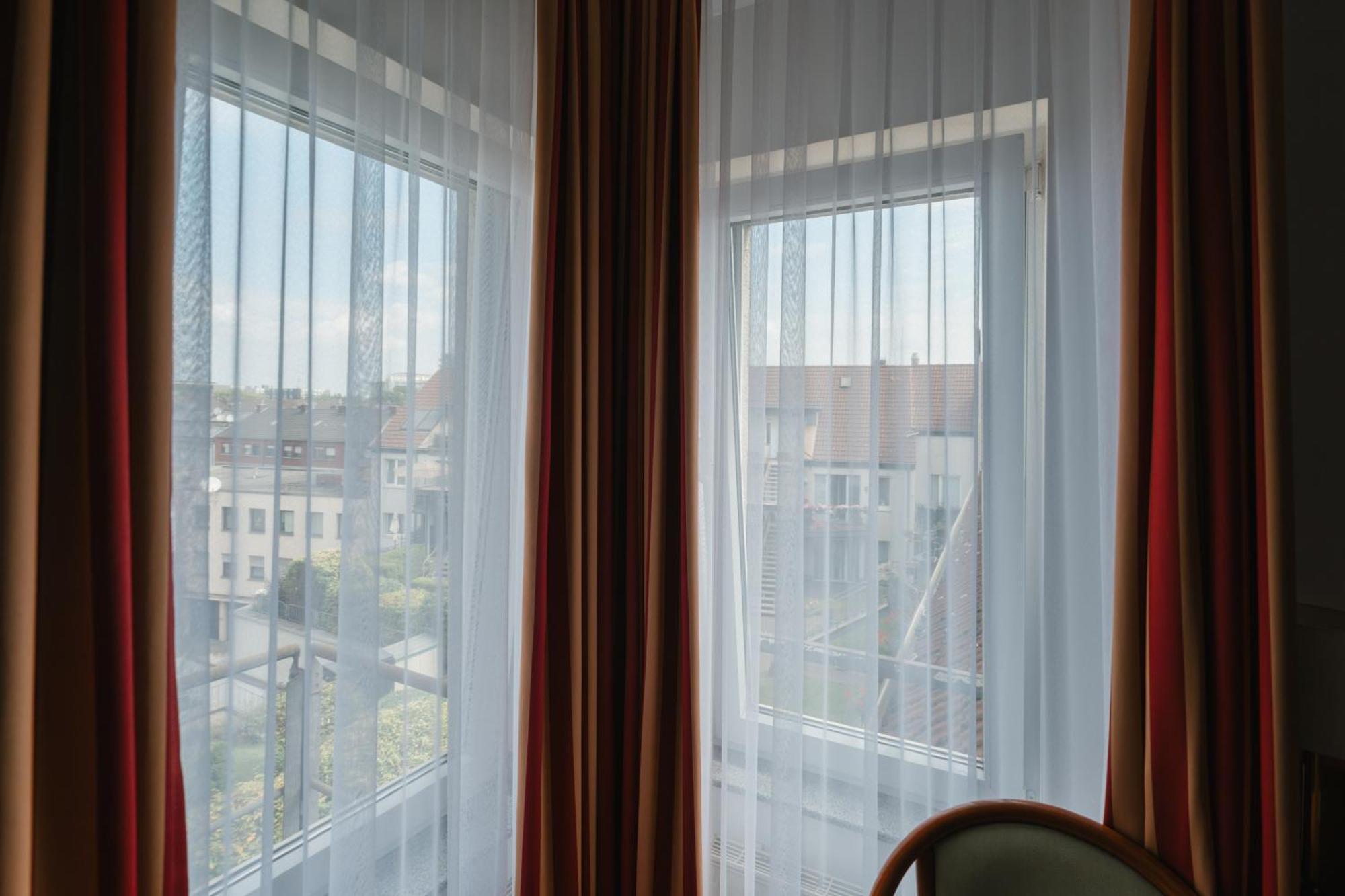 Hotel Mirage Duisburg Exterior foto