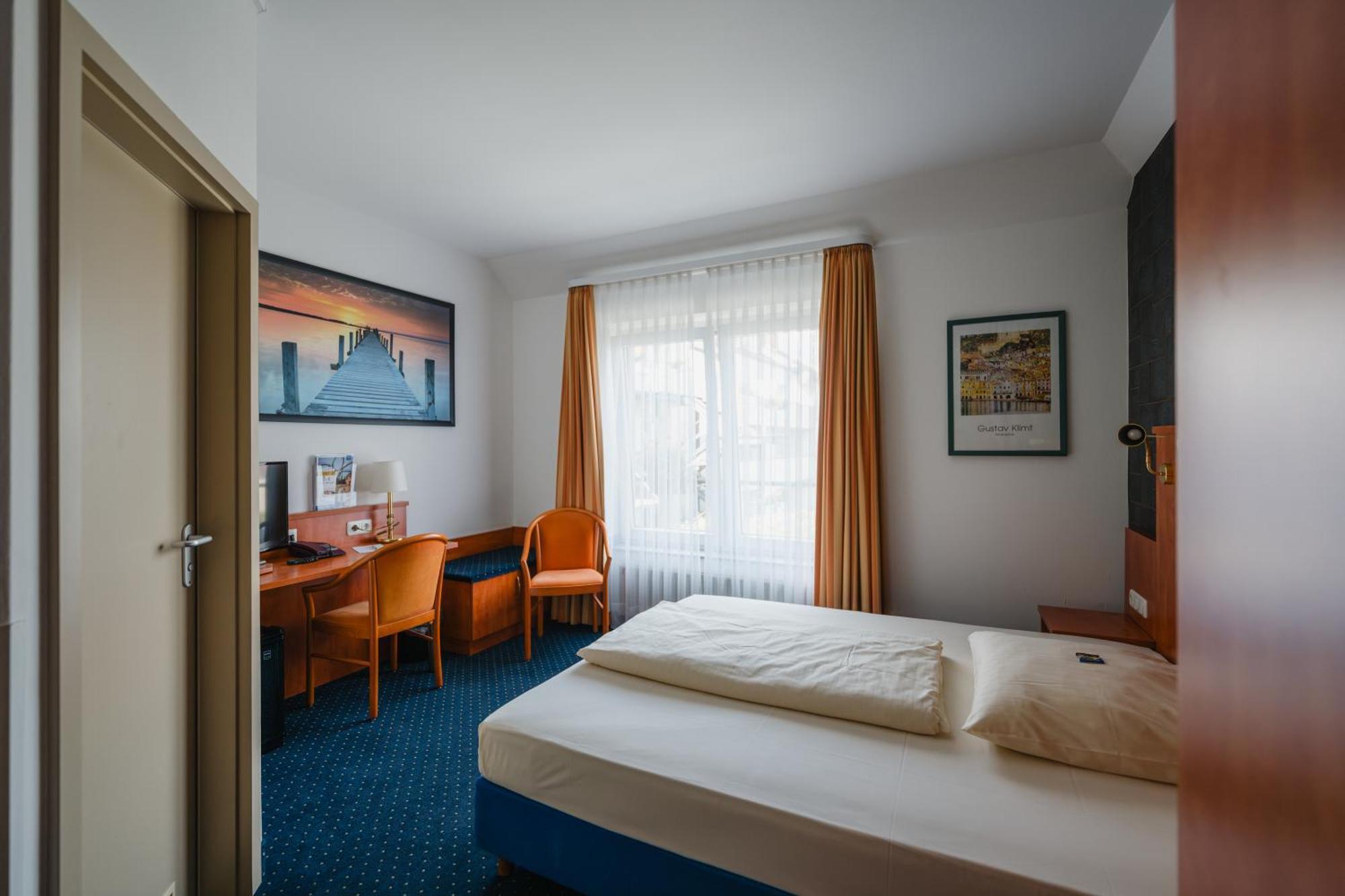 Hotel Mirage Duisburg Exterior foto